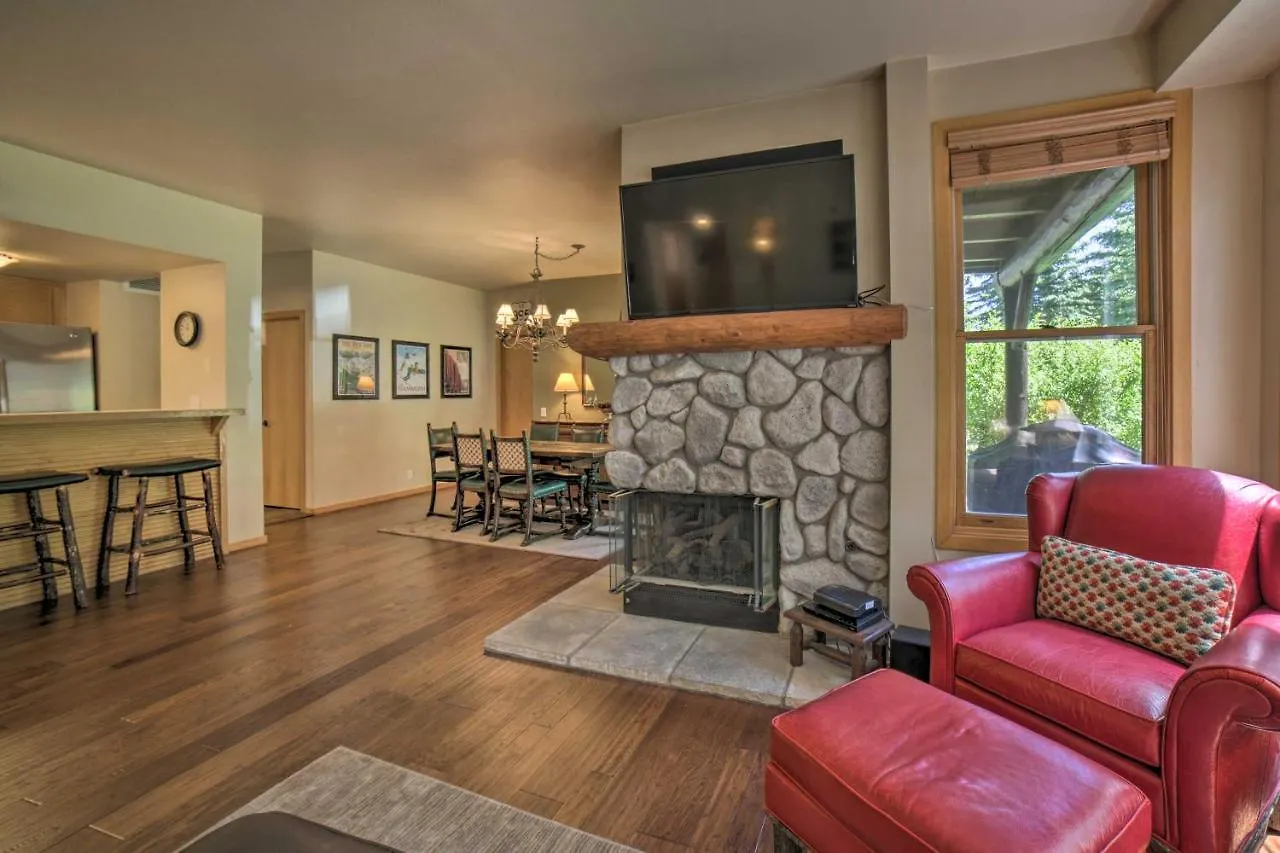 Mammoth Lakes Vacation Rental With Community Hot Tub 0*, Mammoth Lakes United States